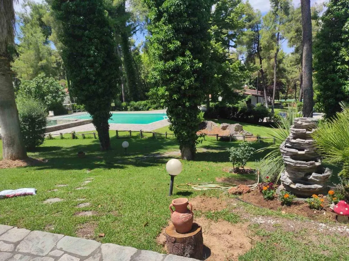 Forest Retreat Παραλία Σάνη 0*,  Ελλάδα
